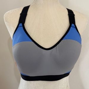 Pink Victoria Secret Incredible Sport Bra 36Bsz worn once No signs of wear